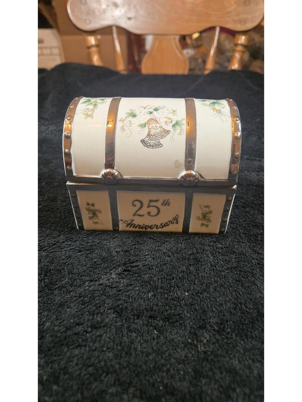 Vintage Lefton China 25th anniversary porcelain trinket box treasure chest